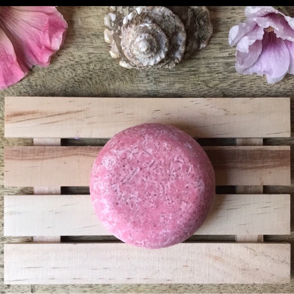 VANILLA&COCONUT Shampoo Bar / Mountain Mom Soap Co - Picture 4 of 5